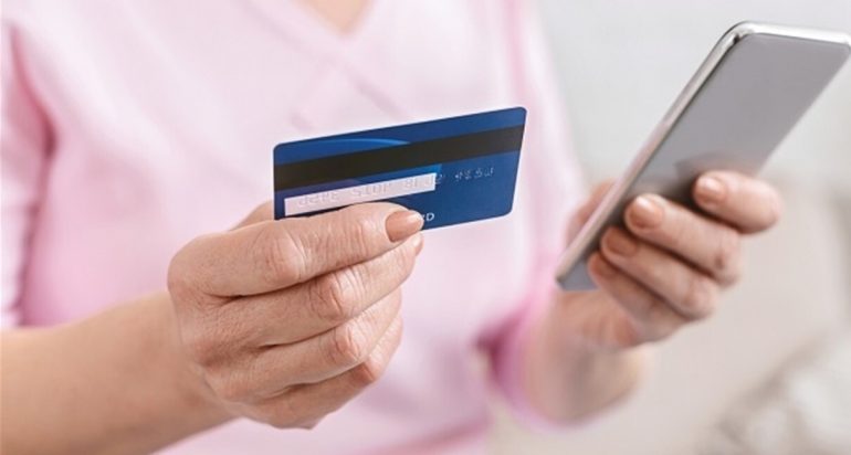 Калушанка придбала «неіснуючий» квиток на автобус за 43 000 гривень