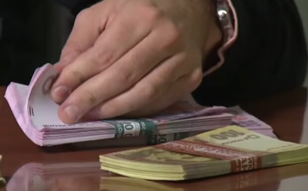 Будуть штрафи та величезна пеня: українців уже почали готувати