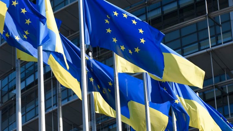 Єврокомісія не проводитиме переговорів з рф щодо продовження транзиту газу через Україну
