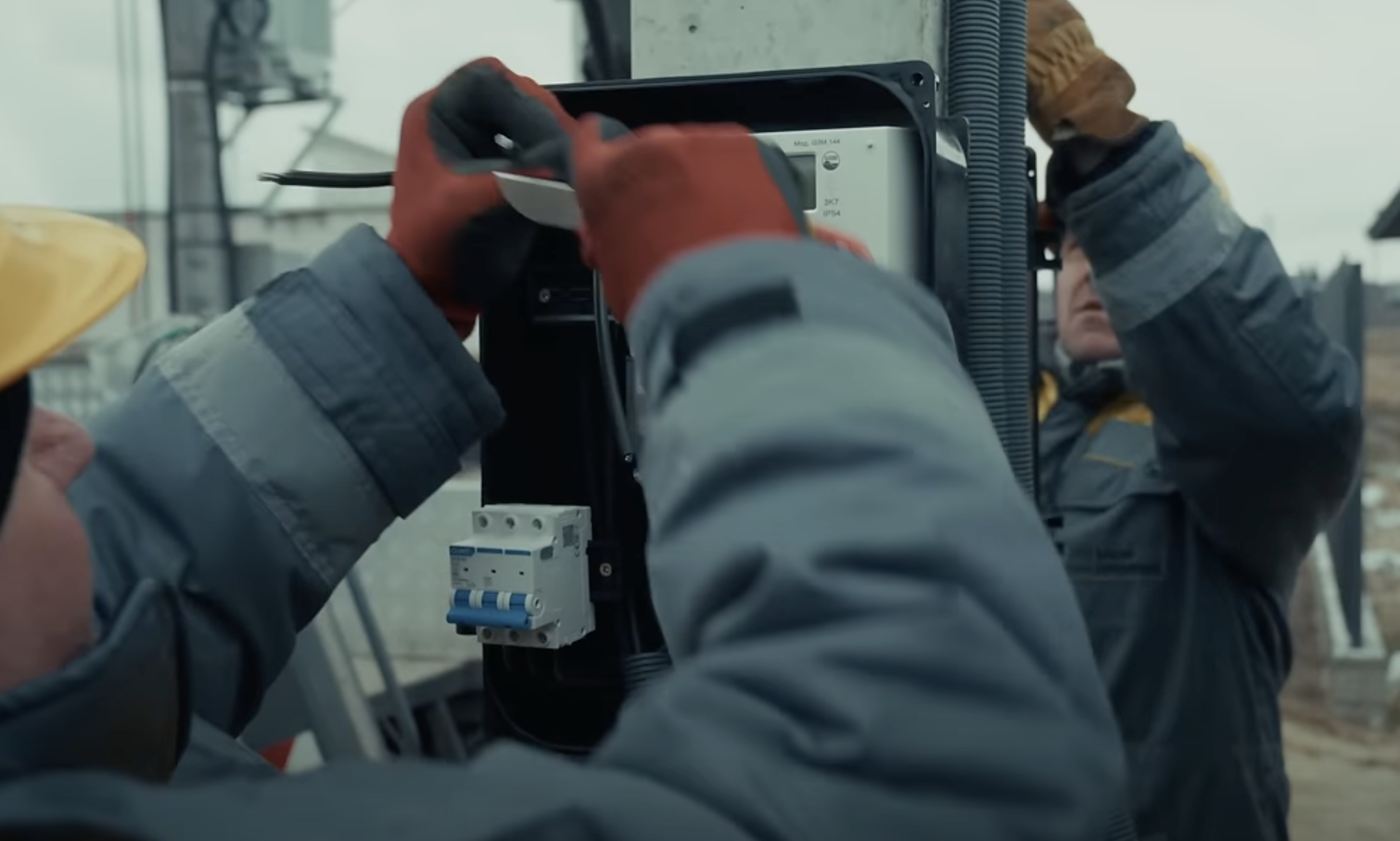 Відключення світла в Одеській області 30 листопада та 1 грудня: нові графіки